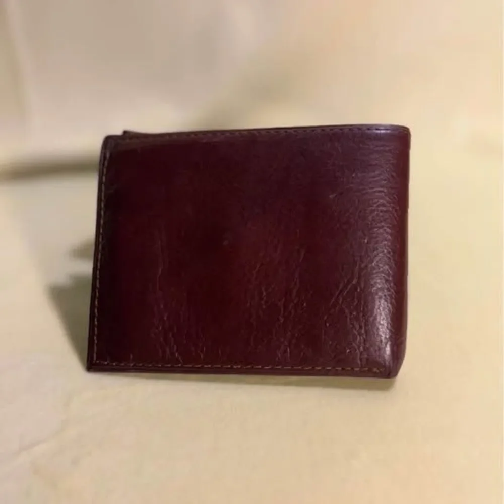 TALED Men's Genuine Leather Bifold Wallet with Fold-Out Clear ID Windows